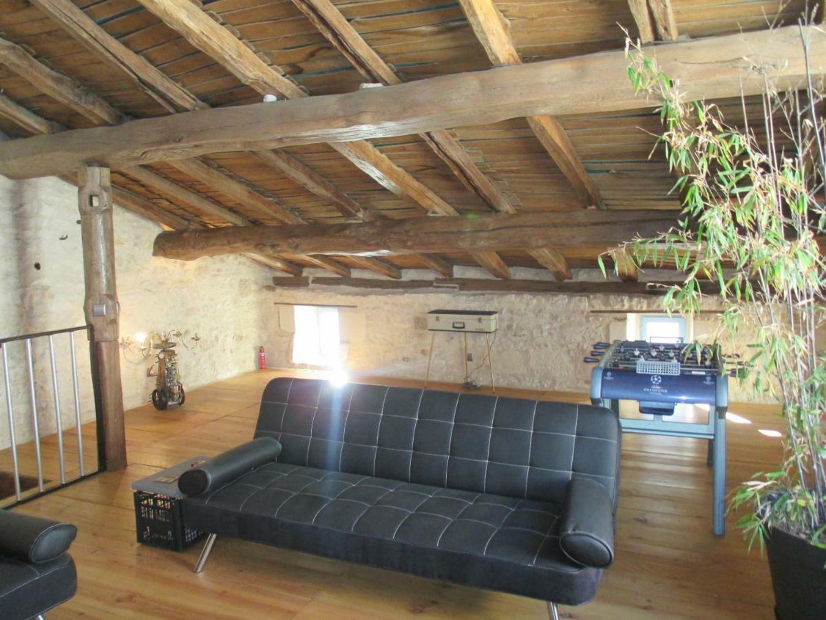 Rue Des Douves * Verteuil-sur-Charente